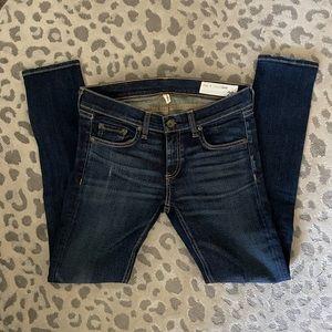 Rag & Bone Tomboy Distressed Jeans 26